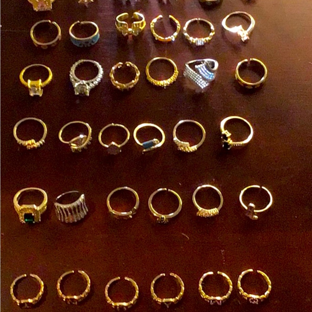 Pack Of 6 Different Designs Rings